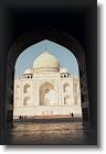 Taj Mahal porte * 1200 x 1800 * (919KB)